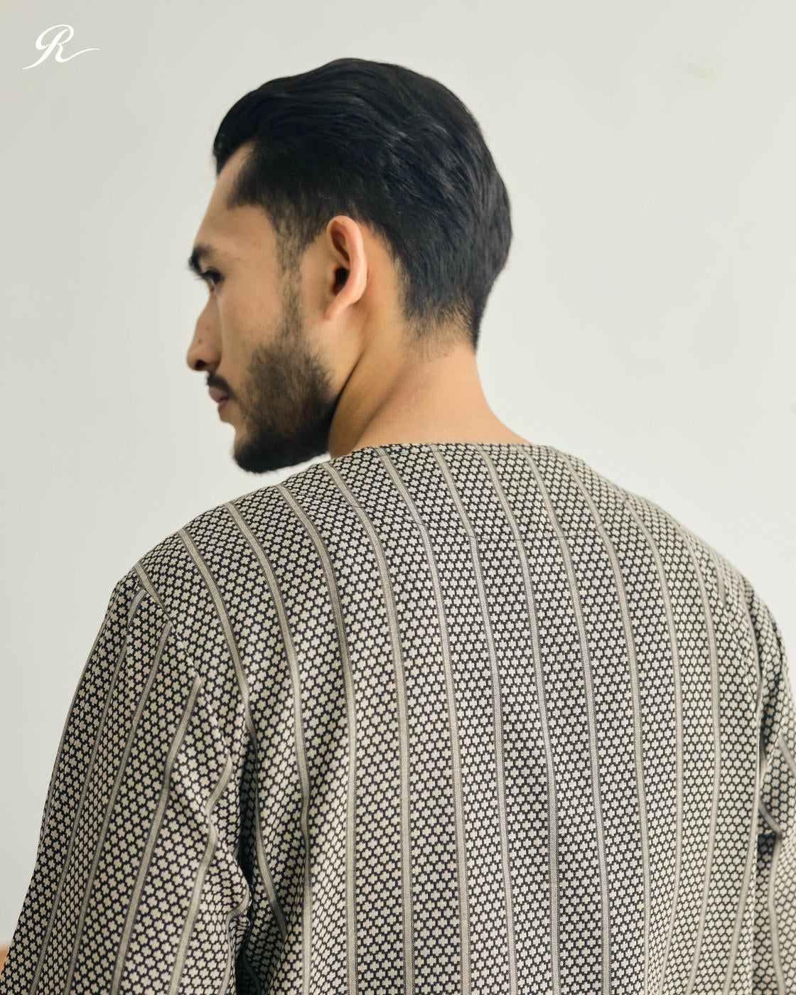 TEDUH SIRI : THREE QUARTER SLEEVE TOP - BLACK