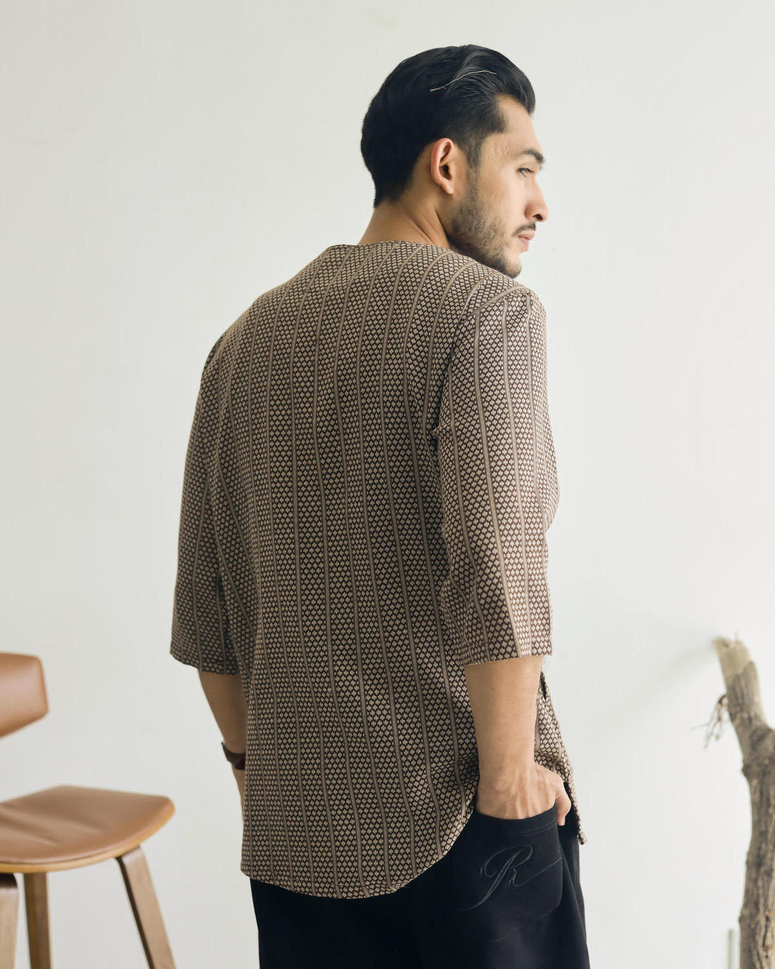 TEDUH SIRI : THREE QUARTER SLEEVE TOP - BROWN