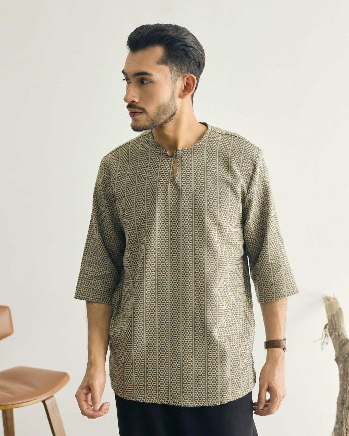TEDUH SIRI : THREE QUARTER SLEEVE TOP - GREEN