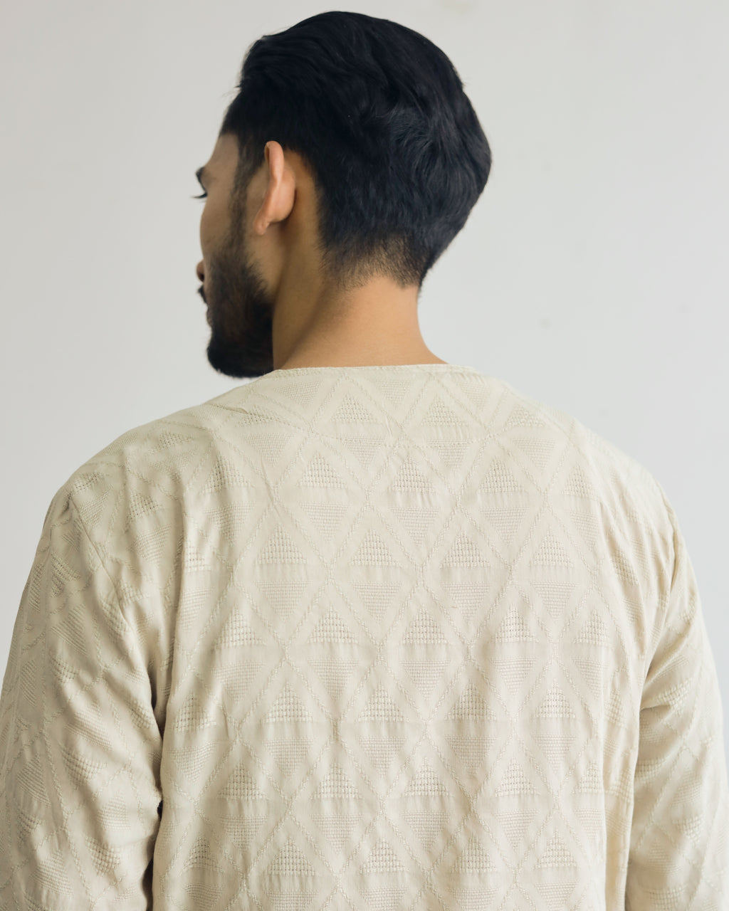 KUDRAT SIRI : THREE QUARTER SLEEVE TOP - BEIGE