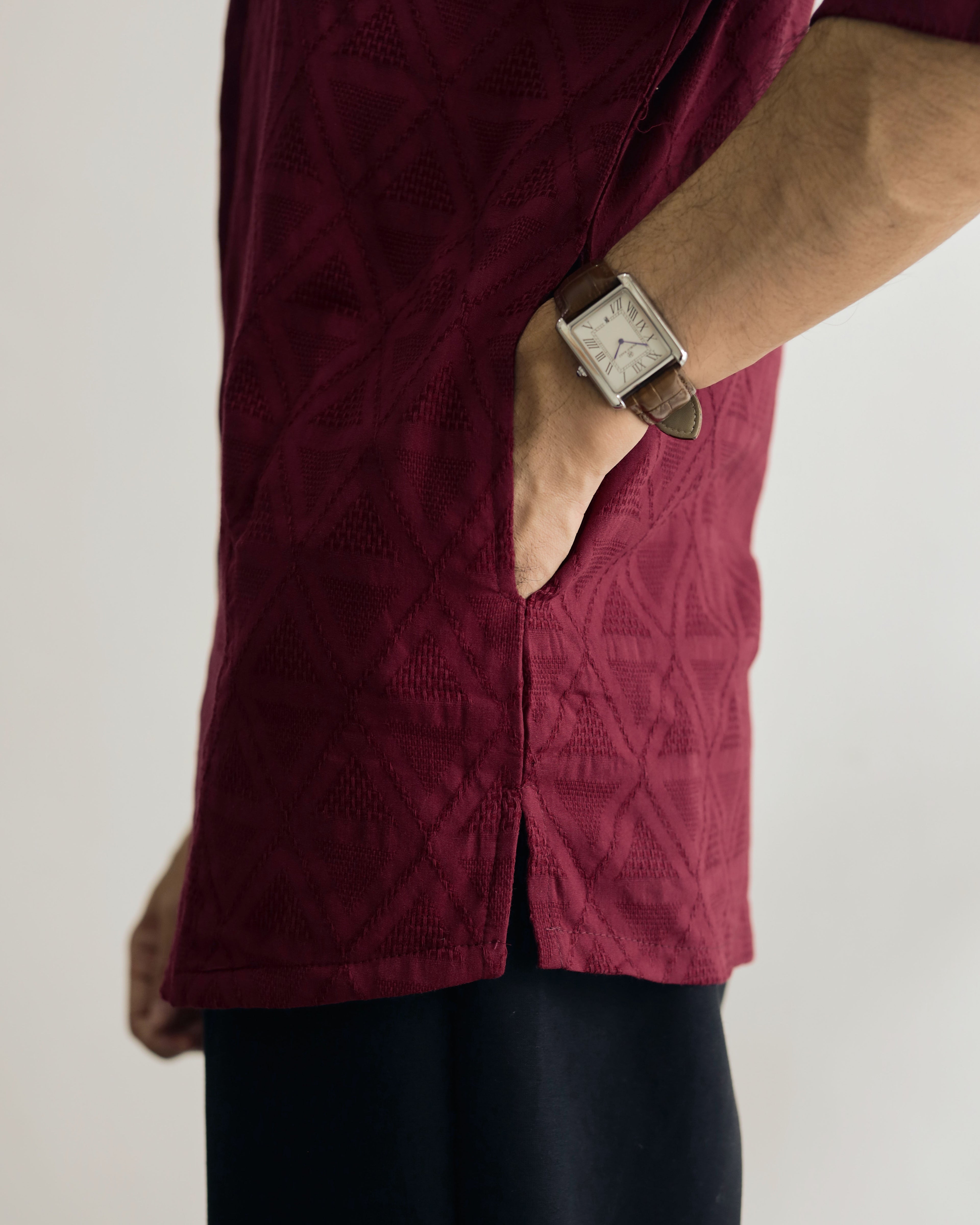 KUDRAT SIRI : THREE QUARTER SLEEVE TOP - BURGUNDY